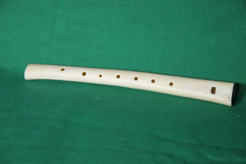 Knochenfl&ouml;te 19H