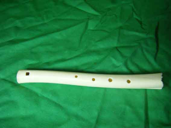 Knochenflöte N8
